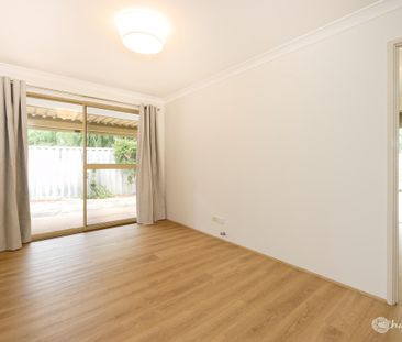 BEAUTIFUL PROPERTY ! GREAT LOCATION! - Photo 2