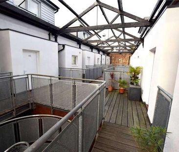 South Block, The Railstore, Kidman Close, Romford, RM2 - Photo 5