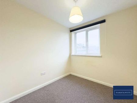 Griffiths House, Cefn Coed, Merthyr Tydfil, CF48 - Photo 2