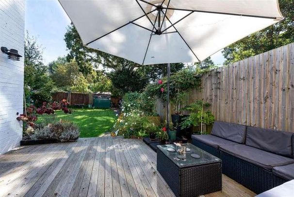 Lydford Road, London, NW2 - Photo 1