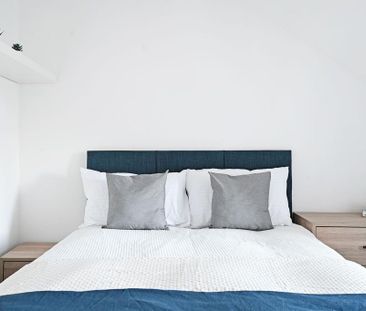 2 bedroom flat to rent - Photo 3