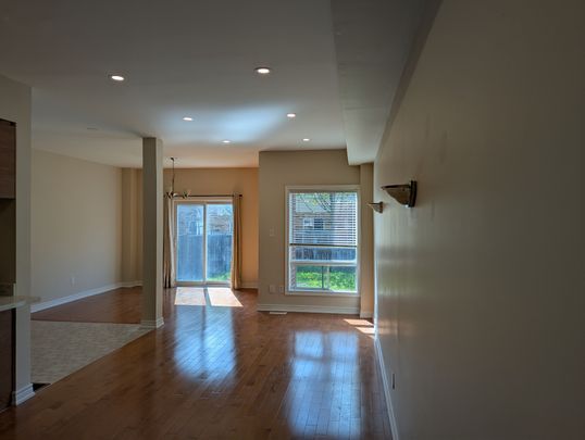 For Lease - 3102 Cabano Crescent, Mississauga, Ontario - Photo 1
