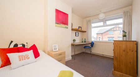 4 Hessle Road, Hyde Park, Leeds, LS6 1EH - Photo 4