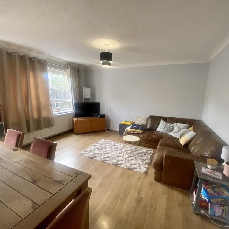 3 bedroom house to rent - Photo 1