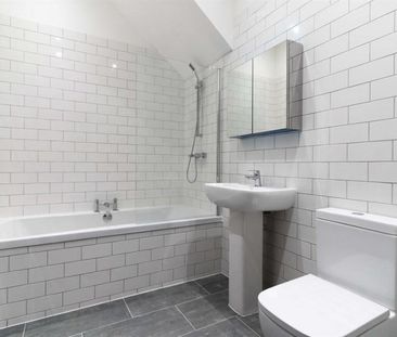 Bishop's Stortford, Herts - Photo 4