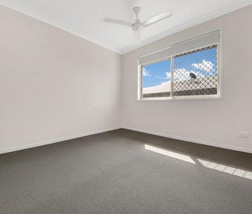 4 BEDROOM 2 BATHROOM 2 GARAGE LOCATED AT GLEN EDEN 6MTH LEASE WITH ... - Photo 1