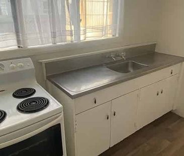LOCATION IS EXCELLENT !! - Photo 1