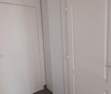 Location Appartement 2 pièces 45m² ISSY LES MOULINEAUX 92130 - Photo 6