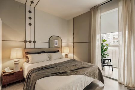 Carrer del Comte Borrell, Barcelona, Catalonia 08015 - Photo 4