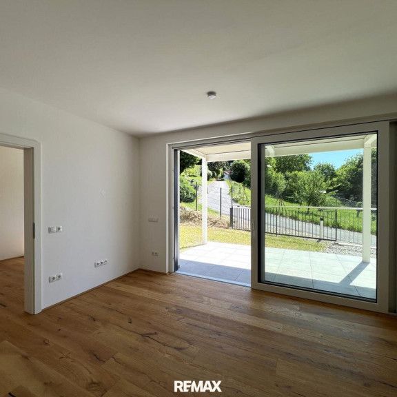 Traumhafte 3-Zimmer-Gartenwohnung samt Terrasse und Carport-Parkplatz in Graz - Foto 1