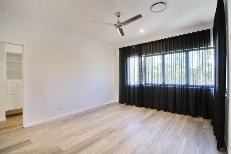 58 Turnberry Way, Brookwater QLD 4300 - Photo 3