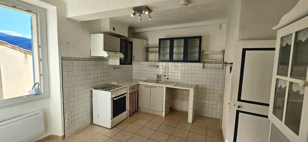 Location Maison 2 pièces 47m² GONFARON 83590 - Photo 1