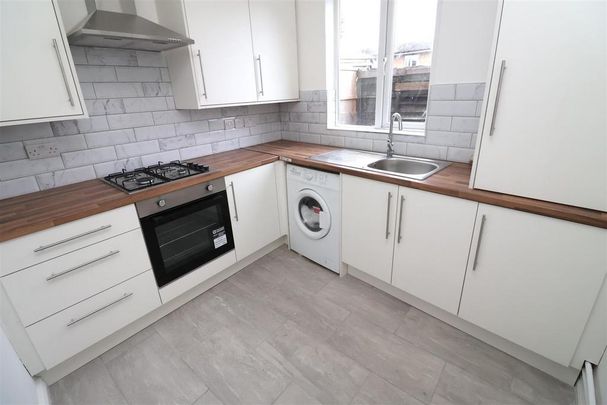 4 bedroom house to rent - Photo 1