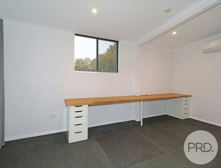 58 Railway Street, Turvey Park NSW 2650 - Photo 2