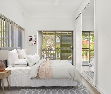 Exquisite 3 Bedroom Duplex with Granny Suite - Photo 3