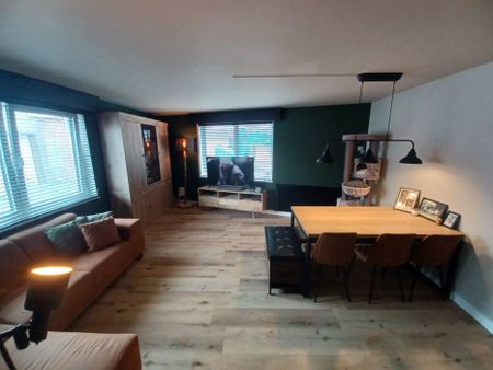 Volledig gerenoveerd appartement met 2 kamers en garage in centrum Schellebelle - Foto 5