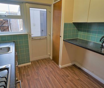2 bedroom terraced house to rent - Photo 5