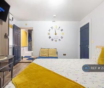 Studio to rent - Photo 5