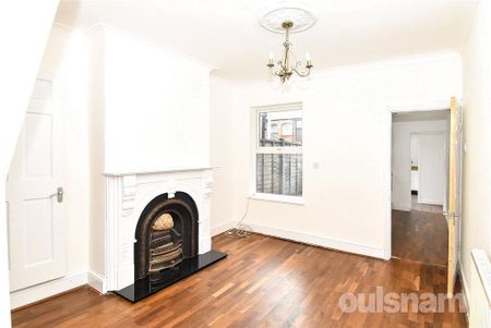 2 bedroom terraced house to rent - Photo 2