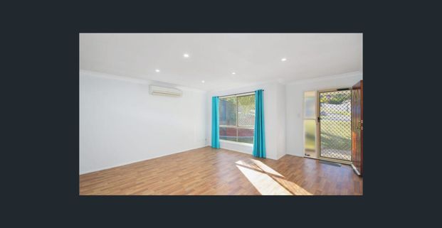 Spacious 3-Bedroom Family Home in Prime Waterford Location - Photo 1