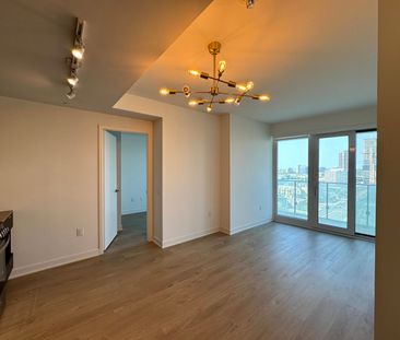 For Lease - 3900 Confederation Parkway Unit# 1401, Mississauga, Ont... - Photo 3