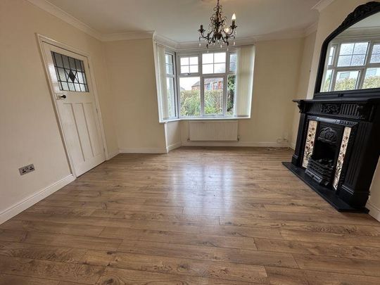 3 bedroom semi-detached house to rent - Photo 1