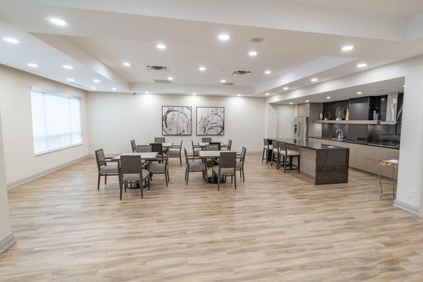 For Lease - 9 Northern Heights Drive Unit# 1016, Richmond Hill, Ontario - Photo 1