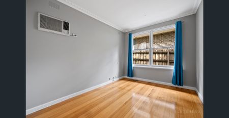 Modern Charm, Big Backyard Living – Your Ideal Family Home Awaits! - Photo 3