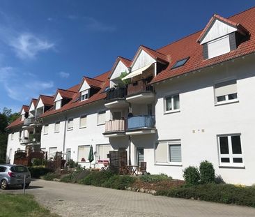 2,5-Raum-DG-Wg. am Park, mit Blk., Pkw-Stellplatz, zentral im Ballu... - Photo 1