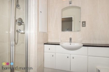 Newington Causeway - Photo 5