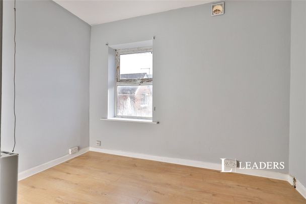 apartment to rent Ashley Road, Poole, BH14 - Photo 1