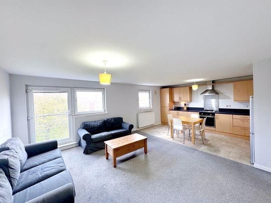 2 Bed Flat, Curle Street, G14 - Photo 1