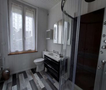 Location Appartement 2 pièces 39m² LE TREPORT 76470 - Photo 1