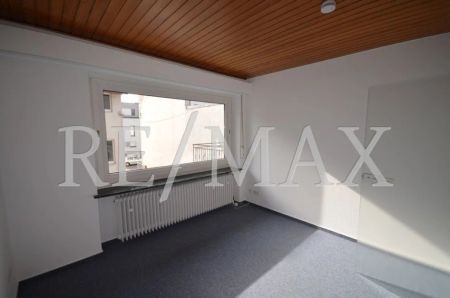 zentral gelegene 2- Zimmerwohnung mit Balkon - Photo 2