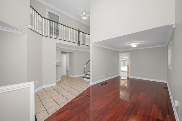 For Lease - 50 Pelham Drive, Hamilton, Ontario - Photo 1