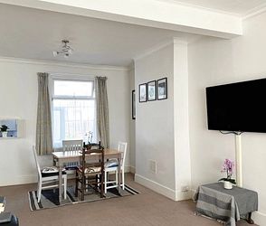 Cinder Footpath, Broadstairs, CT10 1NP, Kent - Photo 2