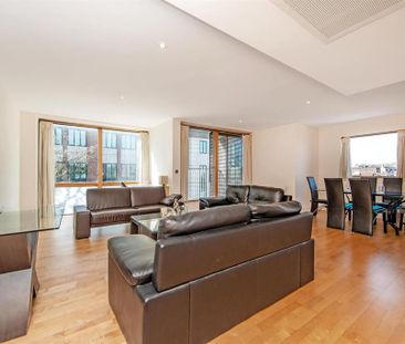 3 bedroom apartment to rent - Photo 1