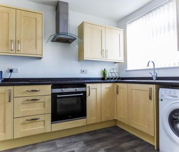2 bed terraced house to rent in NE61 - Photo 3