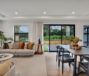 Brand new four bedroom home - Photo 3