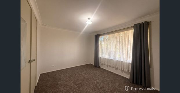 FRESHLY PAINTED FAMILY HOME! - Photo 1