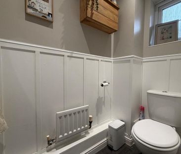 3 bedroom terraced house to rent - Photo 3