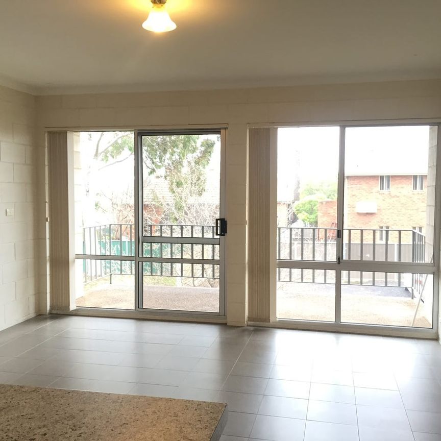 Central / South - Photo 1