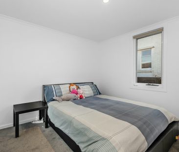 2/117 William Street, DEVONPORT - Photo 1