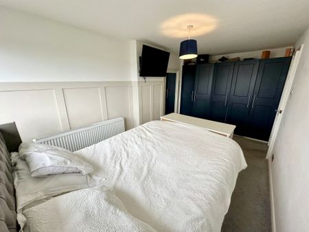 White Laithe Road, Leeds - Photo 2