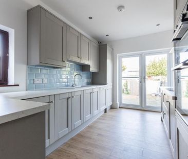 3 bedroom terraced house to rent - Photo 1