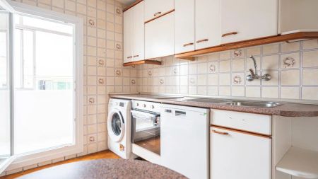 Piso de alquiler en Luz, Ruiseñores - Photo 4