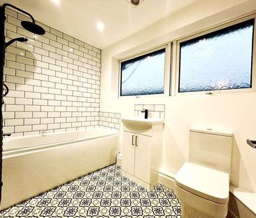 Hatfield Close, St. Helens, WA9 - Photo 6