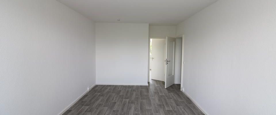 Auf die Plätze…fertig…mieten!!! 3-RW mit Wanne u. Balkon!!! - Foto 1