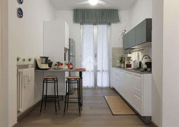5 locali in affitto