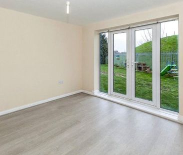 3 bedroom apartment to rent - Photo 1